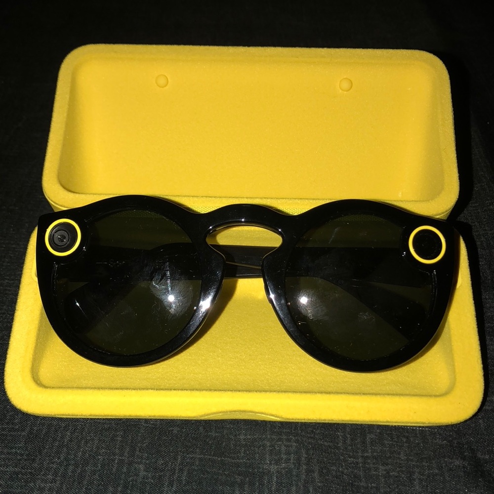 Snapchat spectacles sunglasses